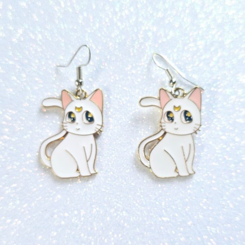 Aretes Artemis