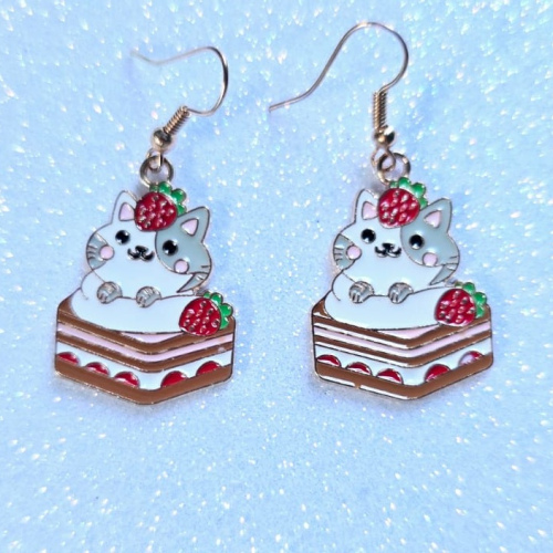 Aretes CatCake