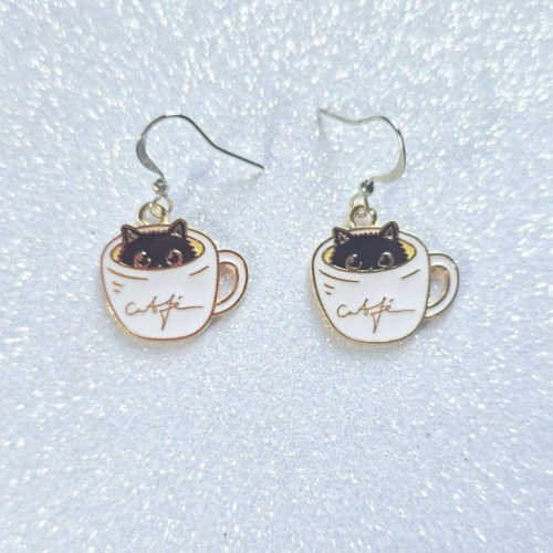 Aretes Cupcat